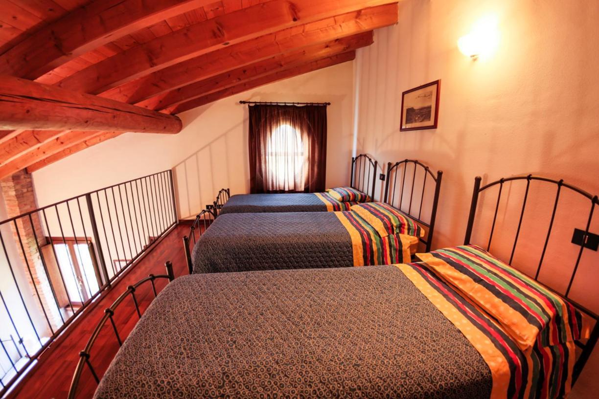 Agriturismo Case In Collina 볼타 만토바나 외부 사진